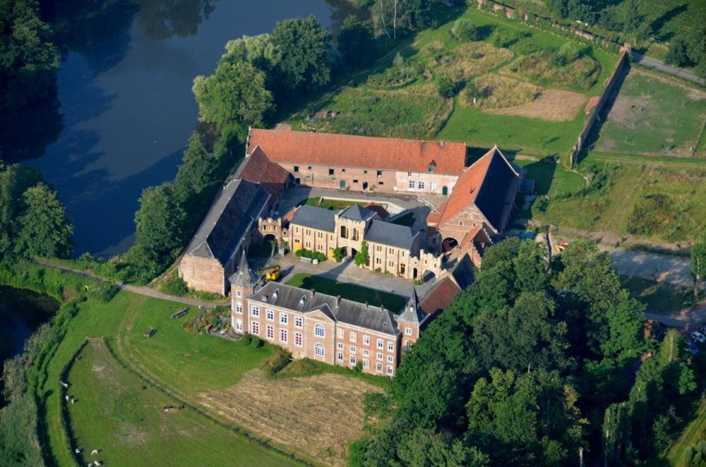 Kasteel Nieuwenhoven Lejlighed Sint-Truiden Eksteriør billede